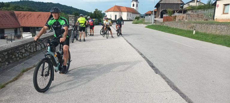du-precna, kolo, upokojenci