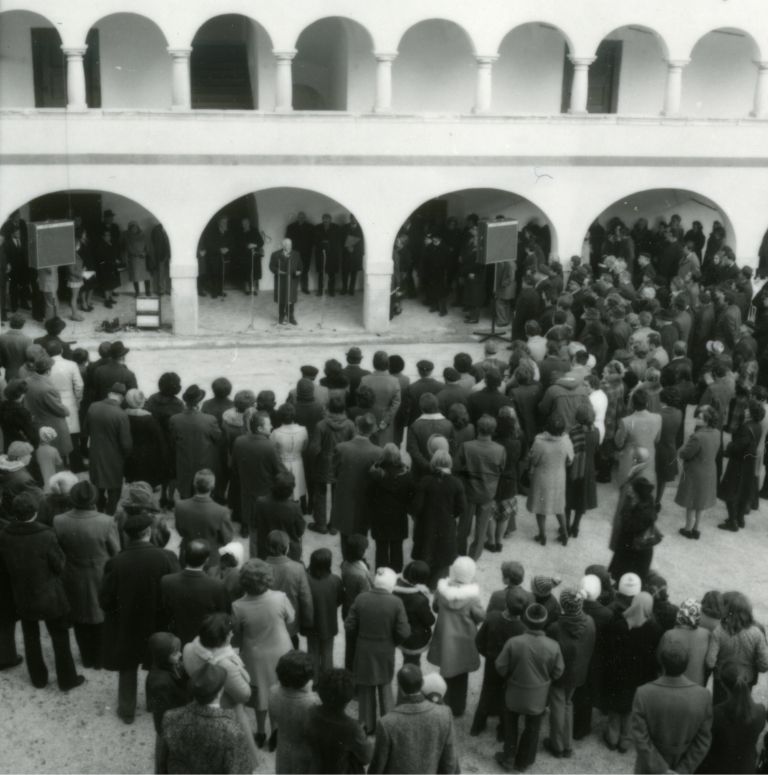 3. Otvoritev GBJ - Opening of GBJ, 1974, fotografija - photo Marijan Pfeifer.jpg