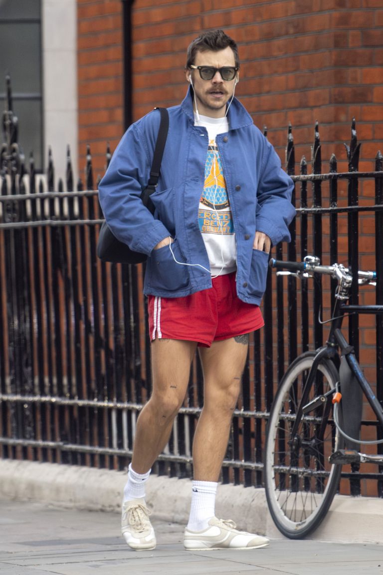 64 harry styles 1.jpg