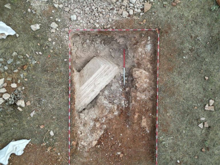 albanija, grobnica, najdisce, strikcan