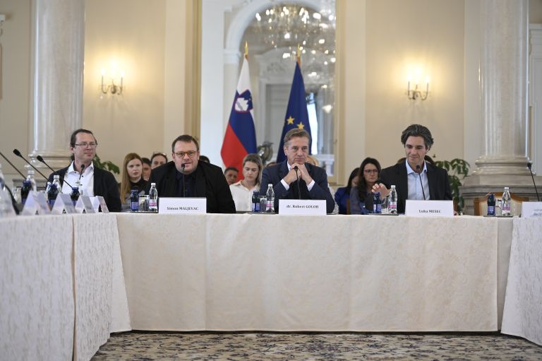 maljevac, golob, mesec
