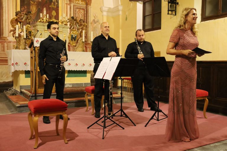 anin-glasbeni-vecer, trio-klarinetov