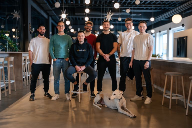 startup-leta-2025, astra-ai