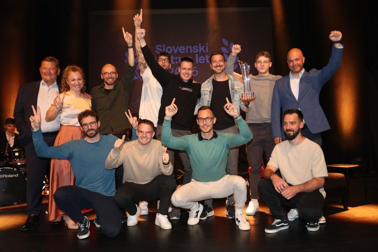 startup-leta-2025, astra-ai