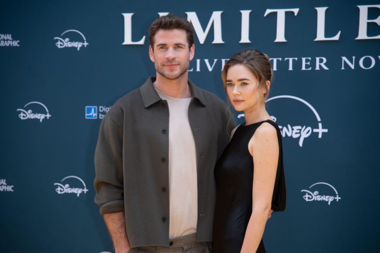 liam-hemsworth, gabriella-brooks