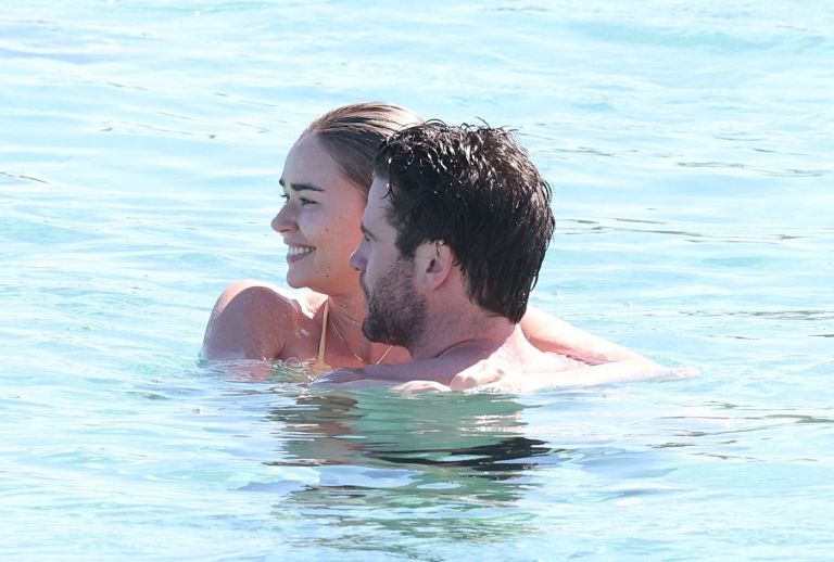 liam-hemsworth, gabriella-brooks