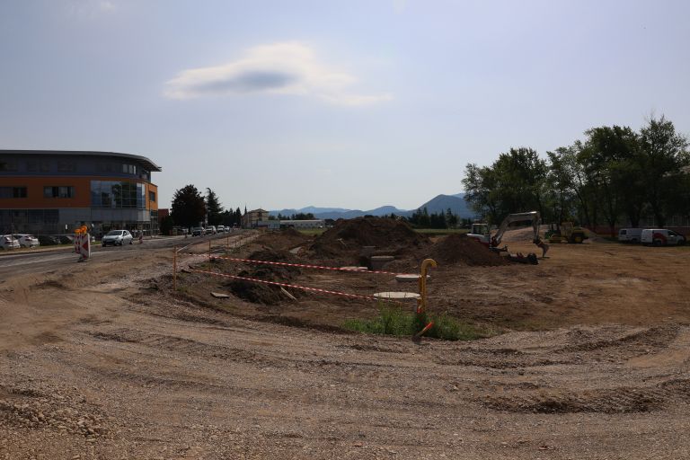 sempeter, krozisce-v-sempetru
