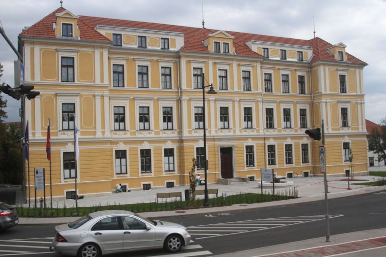 negovalna-bolnisnica-julija