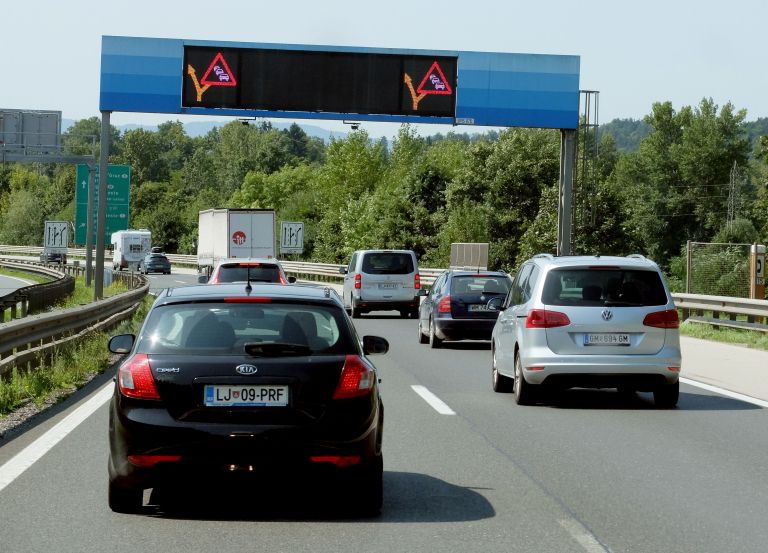 avtocesta promet.JPG