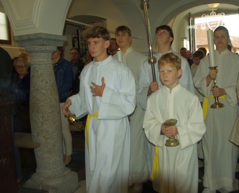 zupnija-smihel, kip-marija