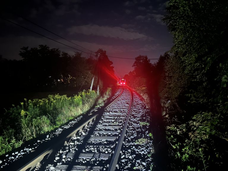 skala, vlak, trcenje