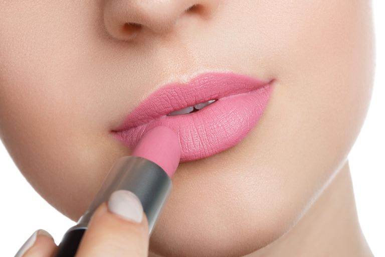 Dusty Rose, prašnato rožnata