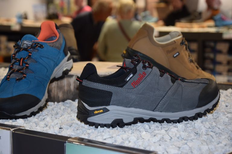 planika, turnišče, prodajalna