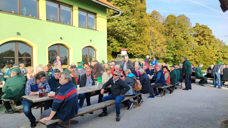 smuk, kostanjev-piknik