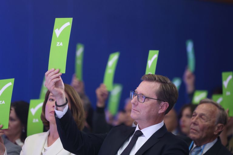 vladimir prebilič, ustanovni kongres.jpg
