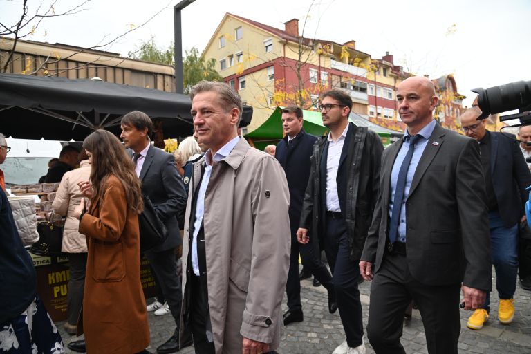 trejzino-senje, robert-golob, vlada-republike-slovenije, trejzino-senje-2025