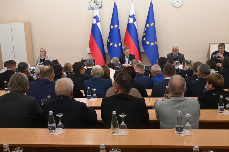 robert-golob, vlada, posvet, lendava
