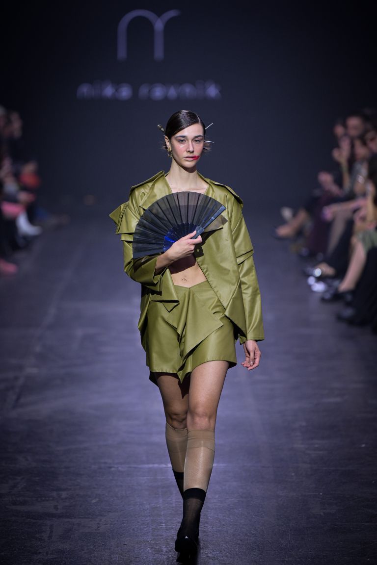 ljfw, Nika Ravnik