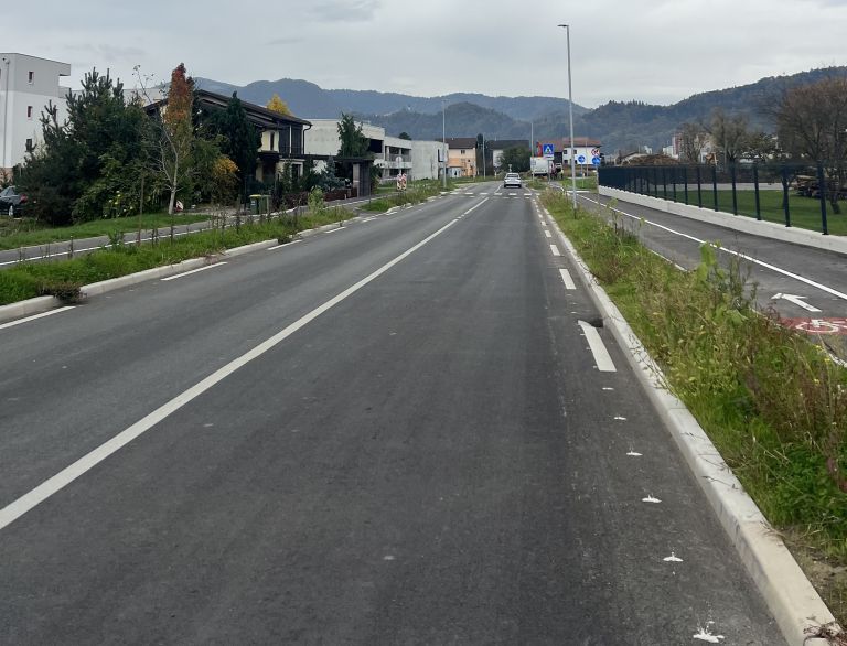 Cesta v Lokrovec