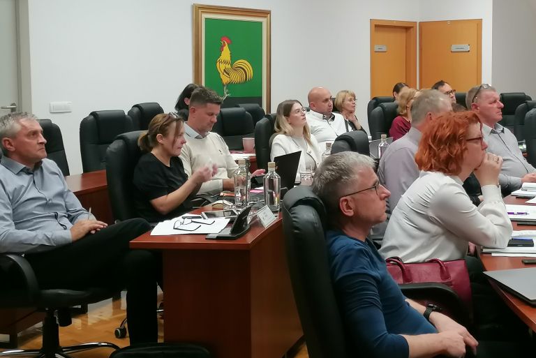 dso-sentjernej, svetniki, senecura