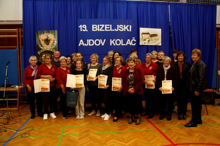 19-razstava-bizeljskega-ajdovega-kolaca, drustvo-kmetic-brezice