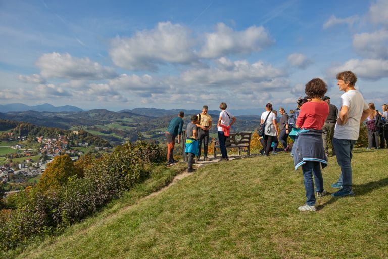 karel-grzan, megaliti, vodnar, knjiga, monika-skoberne, planina-pri-sevnici