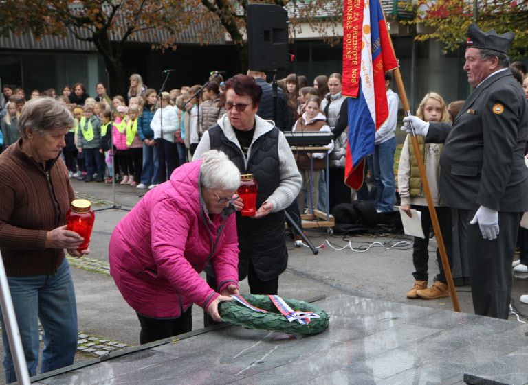komemoracija polzela.JPG