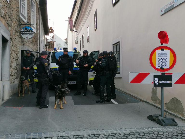 ales-sutar, protestni-shod-novo-mesto-2025