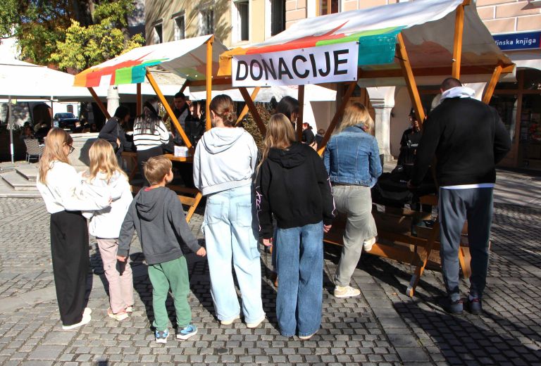 ales-sutar, stojnice, donacije