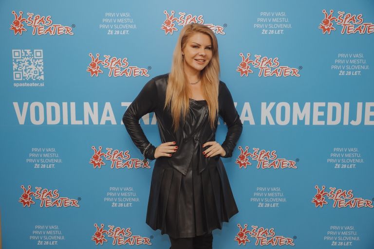 Obiski vedno zvonijo ob nepravem času, Neisha.jpg