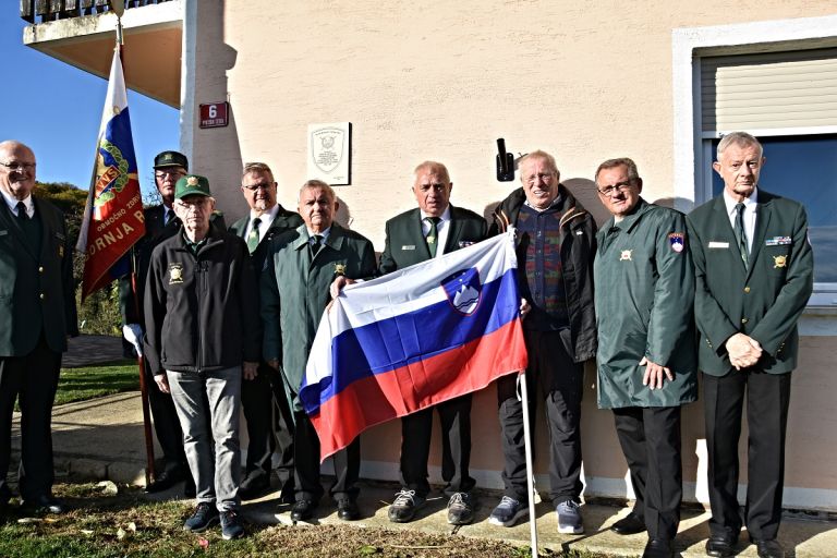 ozvvs-gornja-radgona, spominska-plosca, hranitelji-orozja