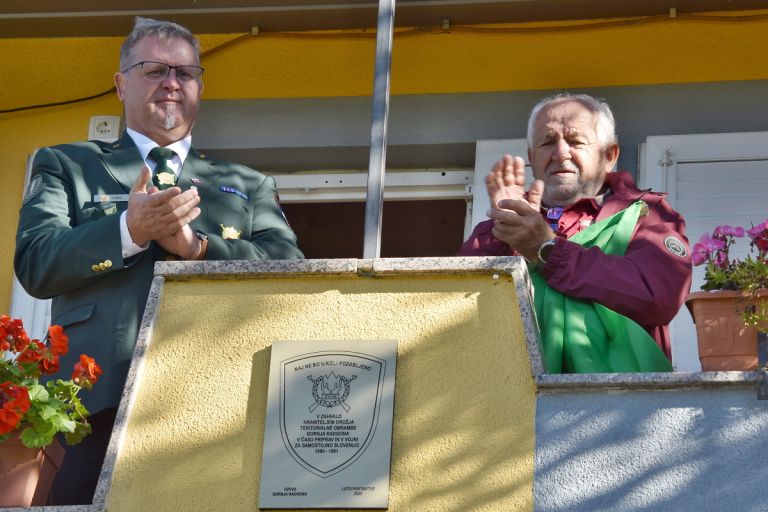 ozvvs-gornja-radgona, spominska-plosca, hranitelji-orozja