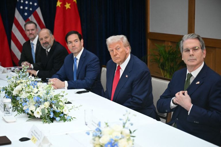 trump-in-xi, kitajska, dog