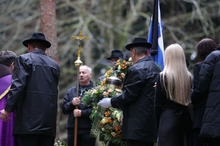 ales-sutar, pogreb, srebrnice