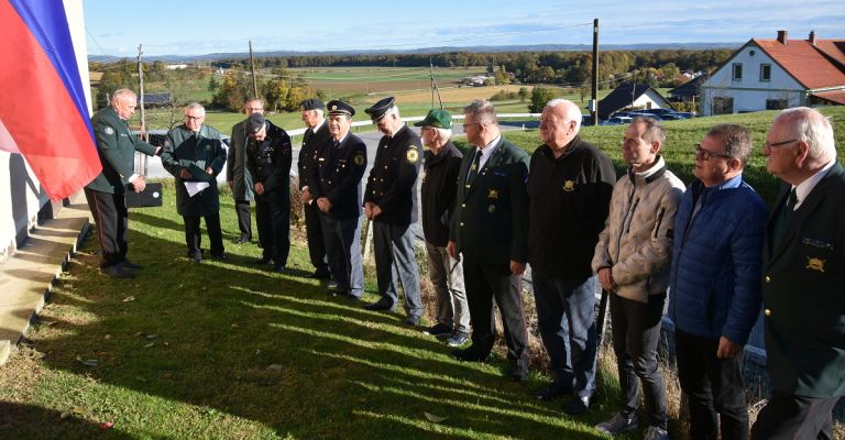 ozvvs-gornja-radgona, spominska-plosca, hranitelji-orozja