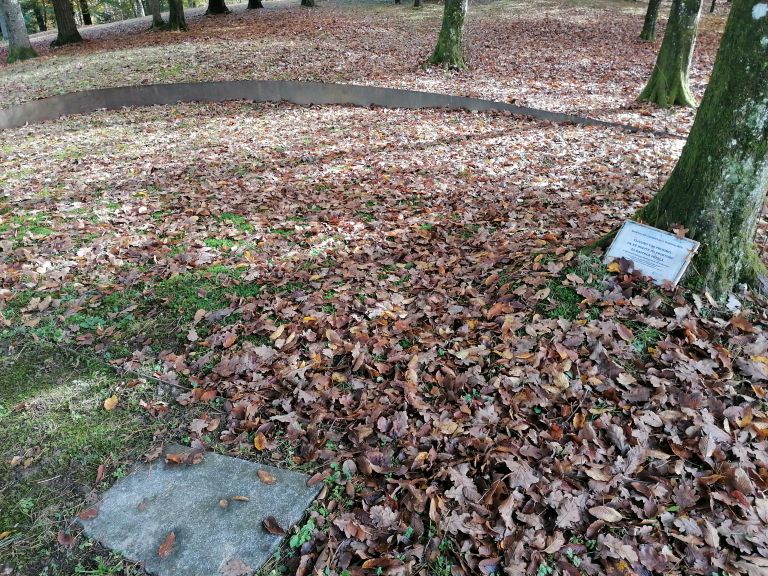 pogreb, pokopalisce-srebrnice