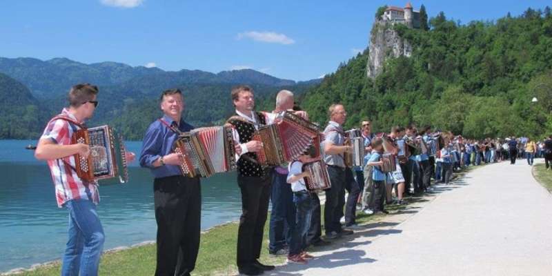 Harmonike ob Blejskem jezeru 2024
