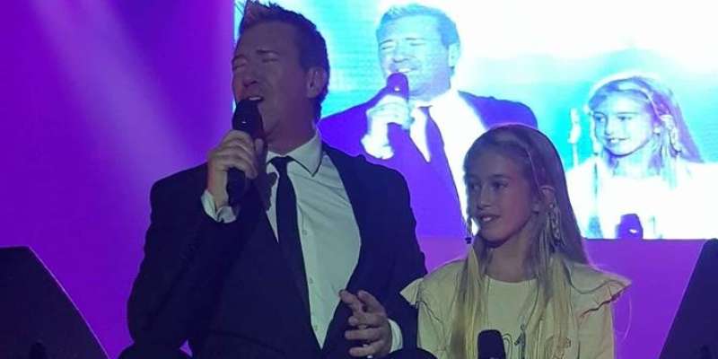AVDIO: Werner posnel duet s hčerko Kanenas