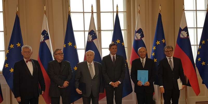 Predsednik Pahor je podelil državna odlikovanja