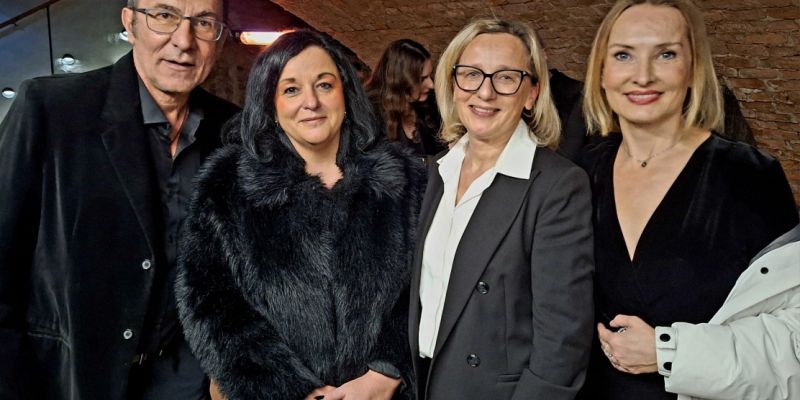 mojca_djuro_in_tanja.jpg