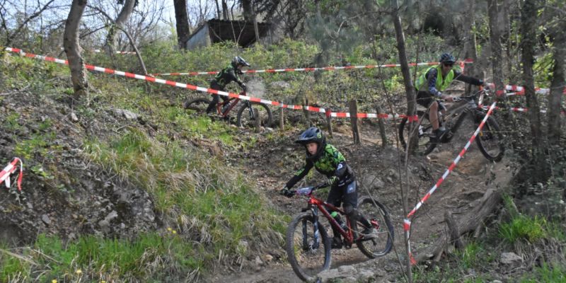 937754_103-enduro_splosna.jpg