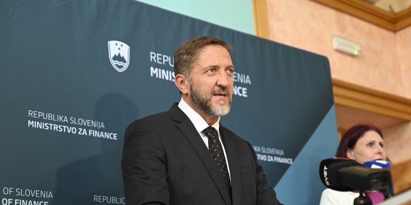 klemen boštjančič.jpg