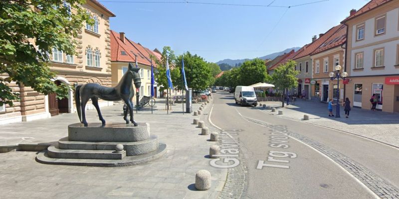 glavni trg, slovenj gradec.jpg