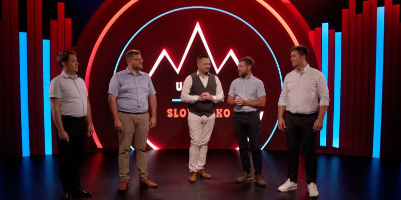Mitja Ferenc in Slovenski vokalni kvartet v prvi oddaji Ubrano po slovensko