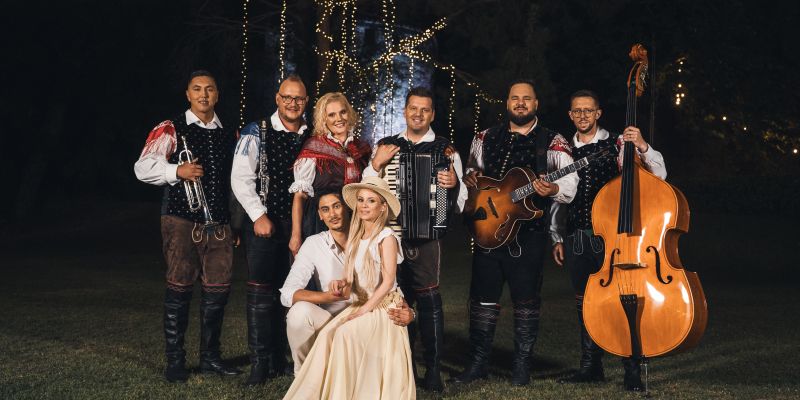 Veseli Svatje združili moči s priznanim slovenskim kitaristom!