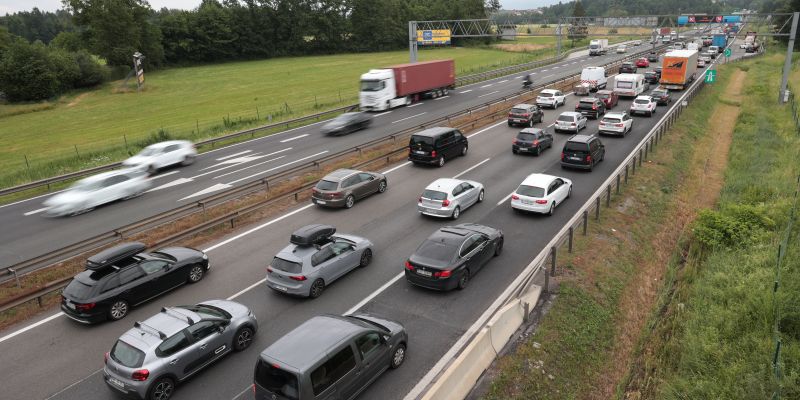 promet, gneča, avtocesta, zastoj
