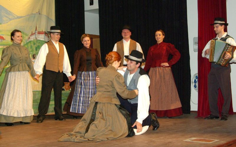folkloristiskocjan.jpg