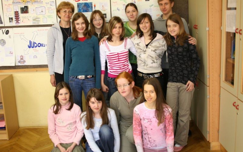 mladi_zgodovinarji.jpg