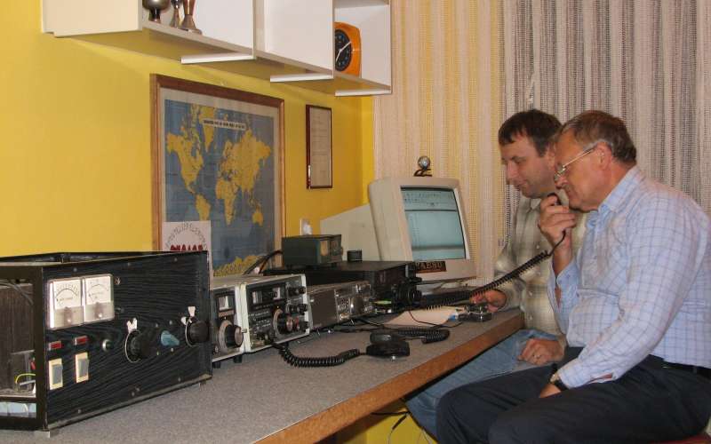 radioamaterji.jpg