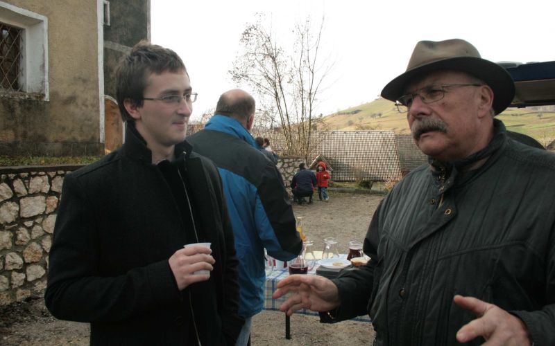 joze_teraz_je_na_zacetku__ob_osamosvojitvi_podprl_obicaj_stefanovega_podpira_jp_tudi_andrej_haf...